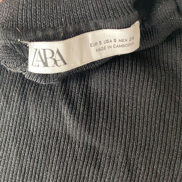 NWOT Zara Turtleneck Half-sleeve Top - Picture 4 of 4